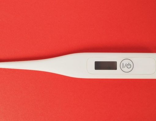 Cara Mengukur Suhu Tubuh Menggunakan Termometer Rektal