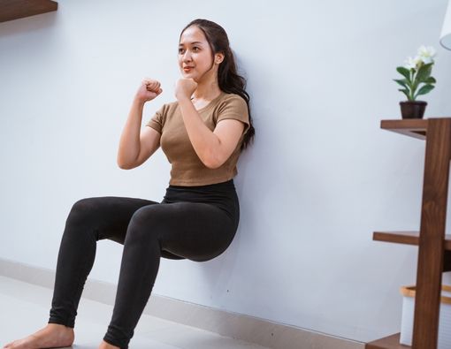 Cara Melakukan Sit Up yang Benar dan Manfaatnya