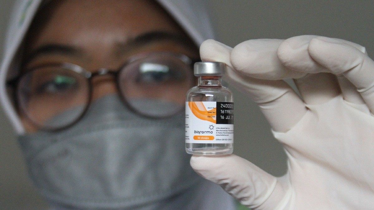 Efektivitas dan Risiko Suntik Vaksin di Bokong
