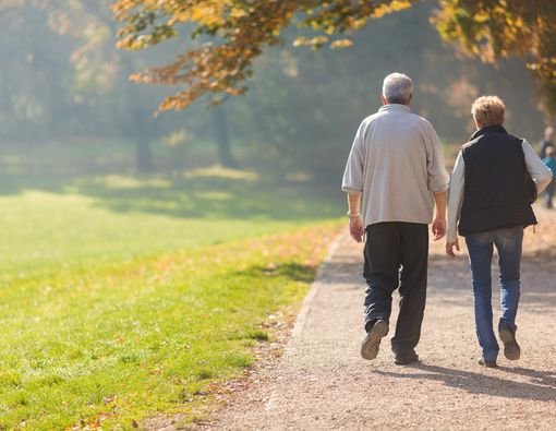 Turunkan Tekanan Darah Tinggi dengan Jalan Pagi