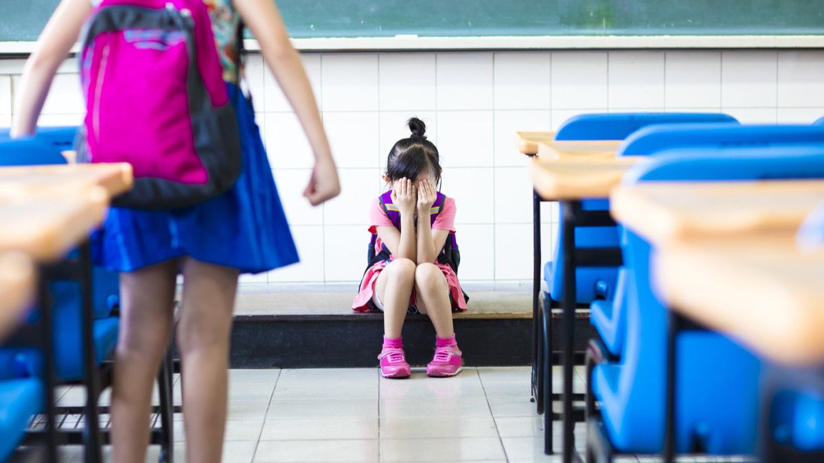 Tips Menangani Anak yang Tak Mau Ditinggal di Sekolah