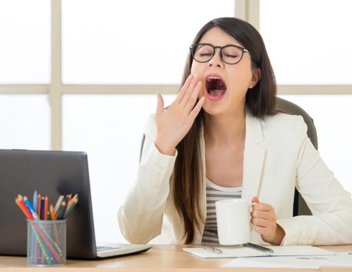 Yang Terjadi pada Tubuh Jika Kita Berpuasa Setelah Begadang