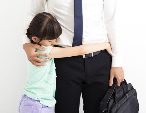 Wajarkah Anak Perempuan Lebih Posesif kepada Ayah?