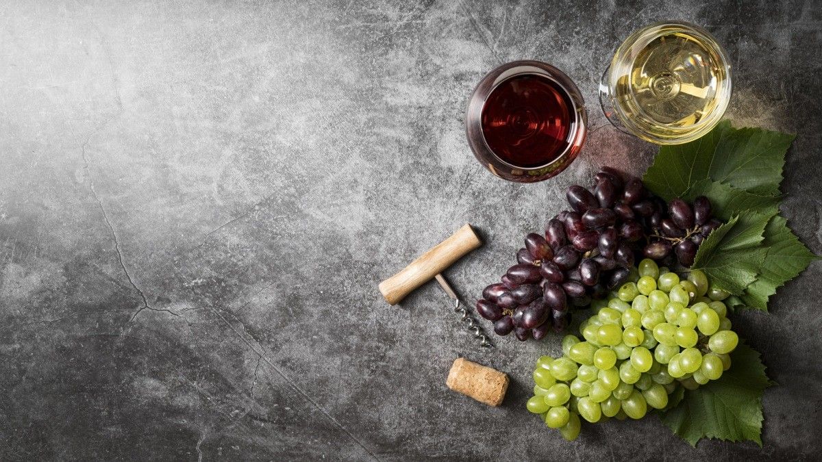 Nutrisi-Minuman Anggur Merah dan Anggur Putih
