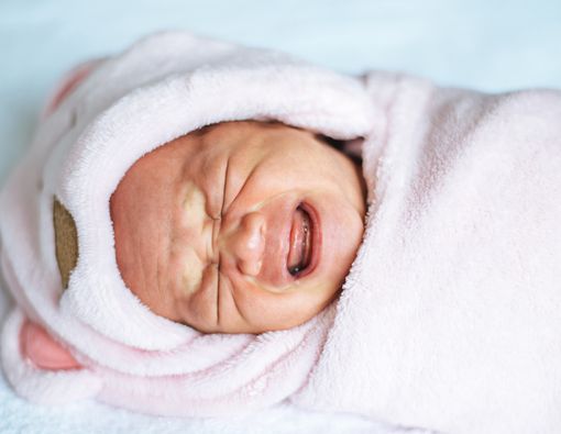 Sering Stres saat Hamil Bikin Bayi Suka Menangis?