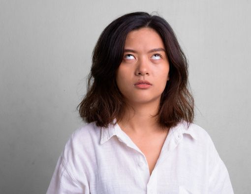 Nyeri saat Menggerakkan Bola Mata, Waspada Optik Neuritis!