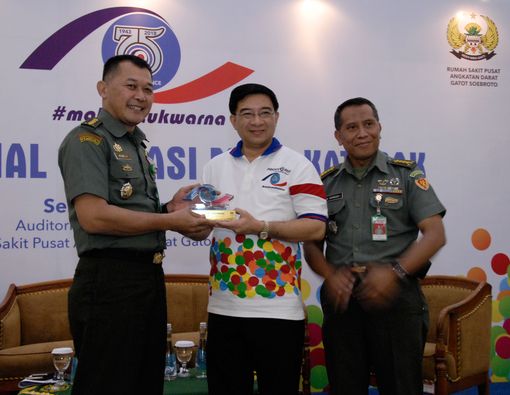 “Warna untuk Mata”, Harapan Baru Penderita Mata Katarak