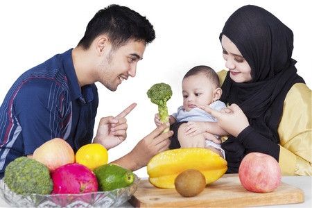 Makanan Terbaik untuk Tumbuh Kembang Si Kecil