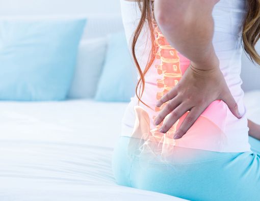 Sering Nyeri Punggung? Waspada Risiko Skoliosis