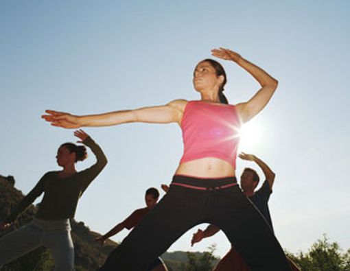Manfaat Senam Tai Chi untuk Penderita Penyakit Parkinson
