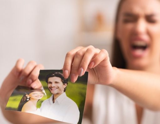 Cara Menghilangkan Rasa Trauma pasca Diselingkuhi