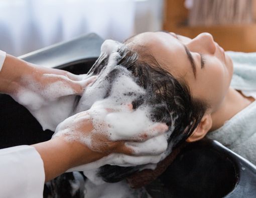 Apa Bedanya ALS dan SLS sebagai Bahan Shampo serta Manfaat dan Efek Sampingnya