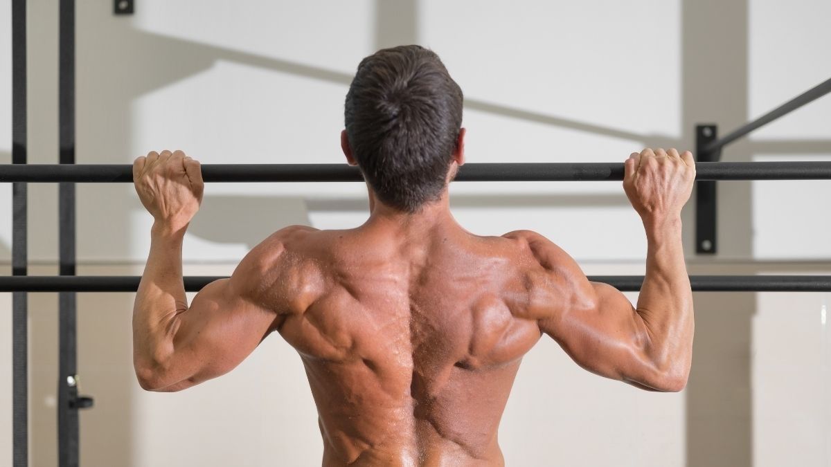 Agar Kuat, Ini Cara Melakukan Pull Up yang Benar