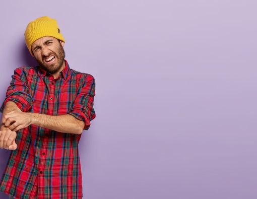 Mengapa Kulit Semakin Terasa Gatal Saat Digaruk?