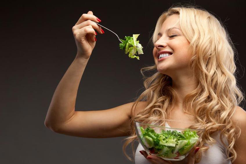 Diet dan Ingin Makan Malam? Boleh Saja!