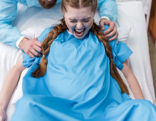 Bahaya di Balik Proses Melahirkan yang Terlalu Lama