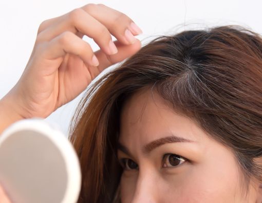 Cara Praktis Mengatasi Uban di Usia Muda