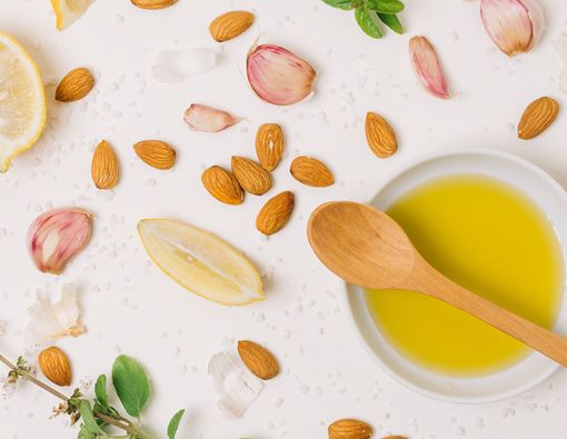 Manfaat Minyak Almon untuk Rambut