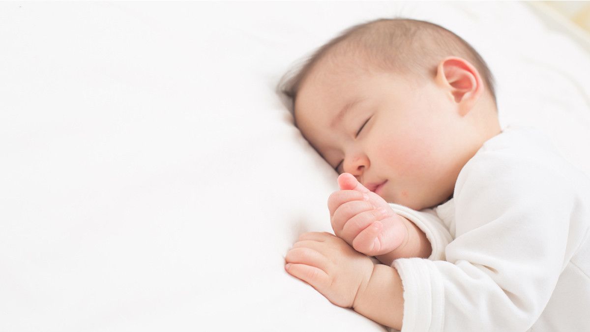 Posisi Tidur Bayi yang Benar agar Terhindar dari Segala Risiko