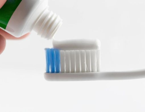 Pencemaran Akibat Zat Berbahaya pada Pasta Gigi