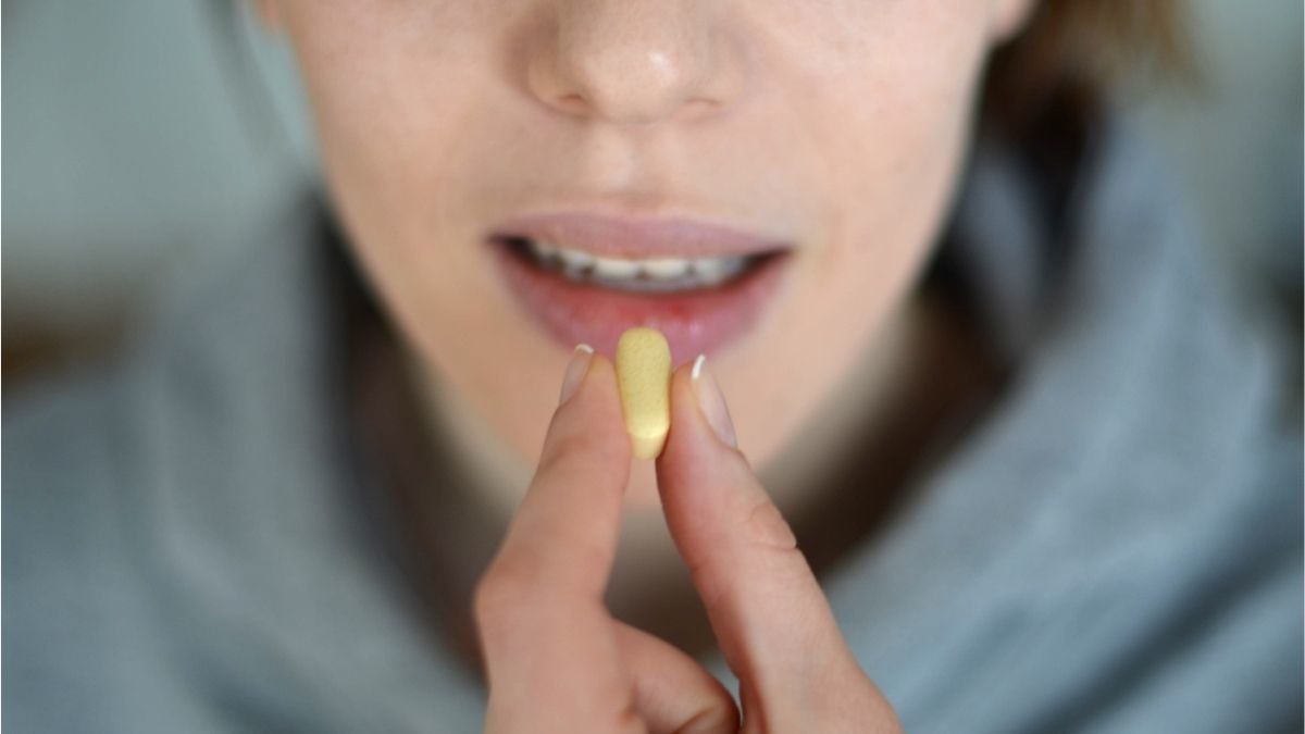 Efek Samping Obat Terhadap Kesehatan Mulut dan Jaringan di Sekitarnya