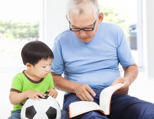 Inilah Risikonya Menjadi Ayah Baru di Usia Tua