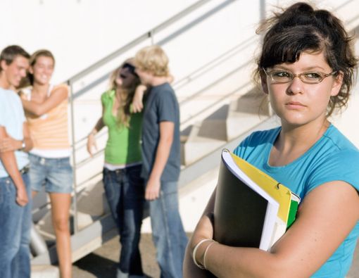 Orang Tua Wajib Tahu, Mahasiswa Rantau Juga Rentan Alami Kesepian