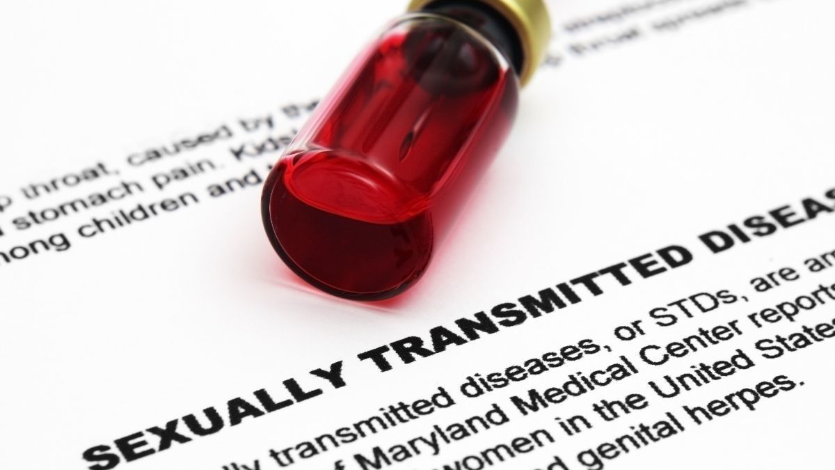 Penyebab Penyakit Menular Seksual yang Perlu Kamu Tahu