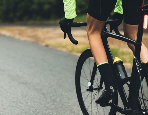 Apakah Gowes Sepeda Membuat Betis Besar? Ini Kata Dokter