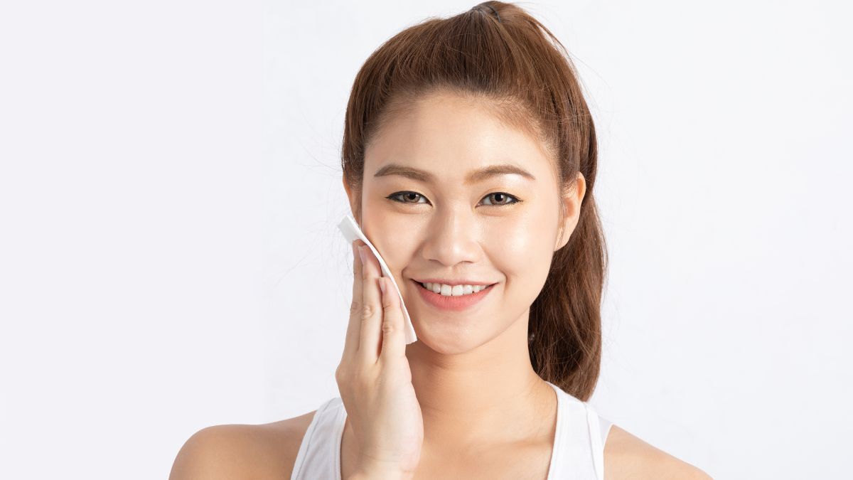 8 Cara Mudah Facial Detox Sendiri di Rumah, Bikin Kulit Glowing!