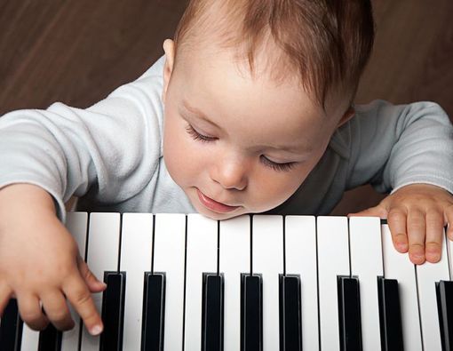 Manfaat Musik untuk Kecerdasan Anak