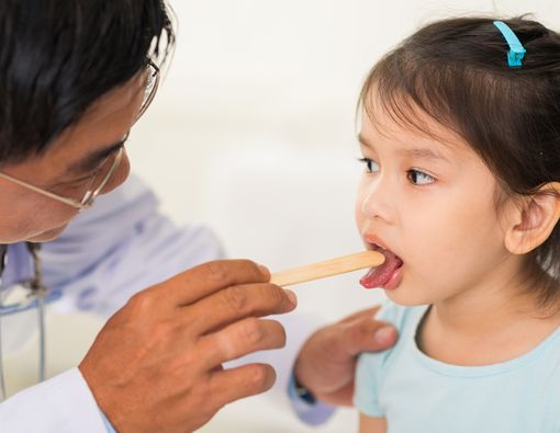 Setelah Operasi Amandel, Anak Pantang Mengonsumsi Makanan Ini