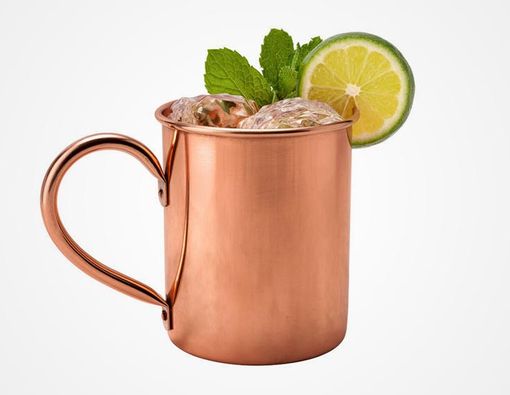 Minum dari Gelas Tembaga, Apakah Berbahaya?