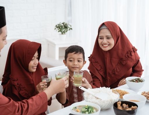 Cegah Penyebaran COVID-19 saat Lebaran dengan Cara Ini