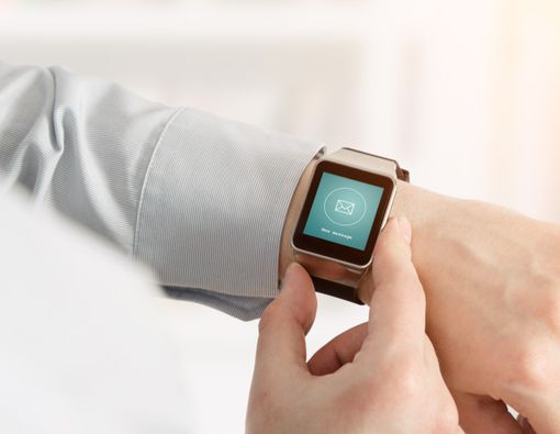 Walau Canggih, Jam Pintar ini Tetap Tak Bisa Gantikan Peran Dokter!