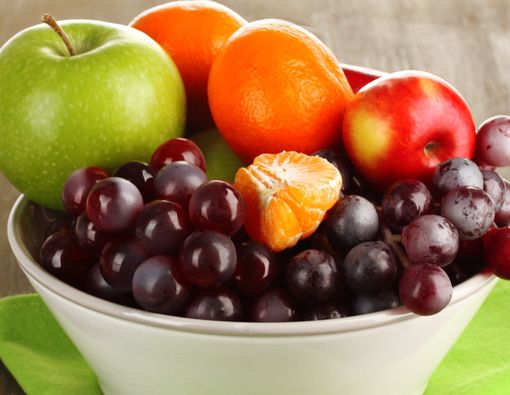 Mana Lebih Baik, Makan Buah Sebelum atau Setelah Makan?