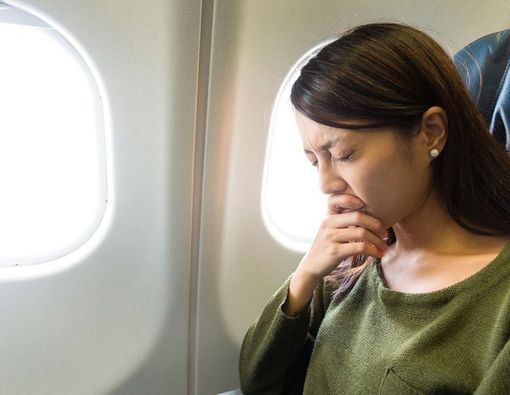 Mengapa Kita Bisa Mabuk Udara?