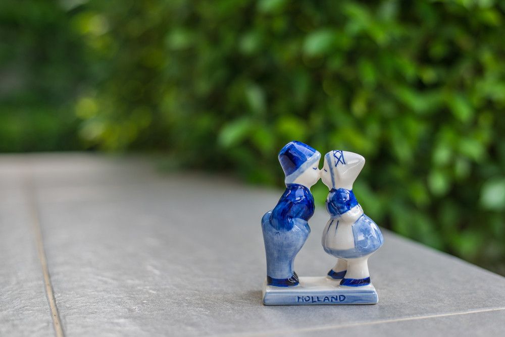 Bisakah Tuberkulosis Menular Lewat Ciuman?