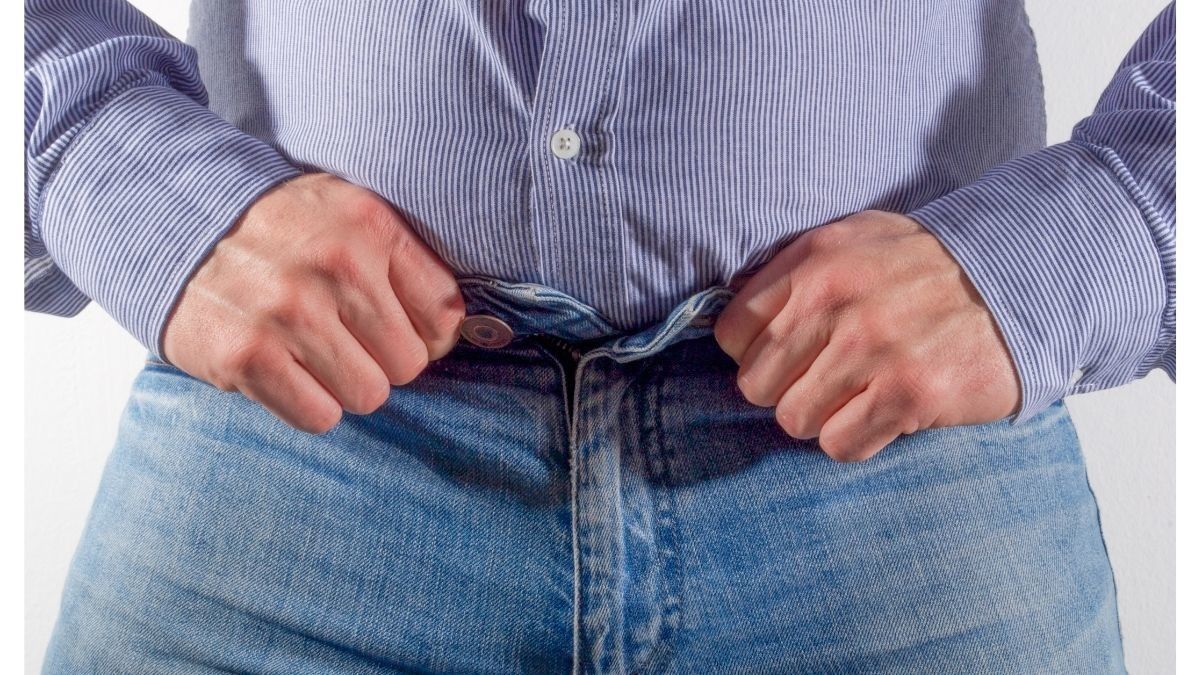 Benarkah Pakai Celana Jeans Ketat Membahayakan Kesehatan Penis?