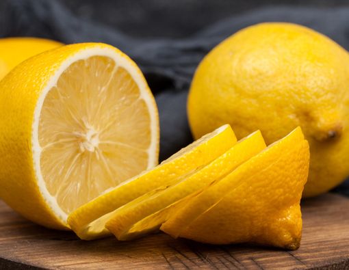 8 Manfaat Tak Terduga dari Lemon