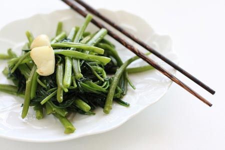 Benarkah Kangkung Sebabkan Kantuk?
