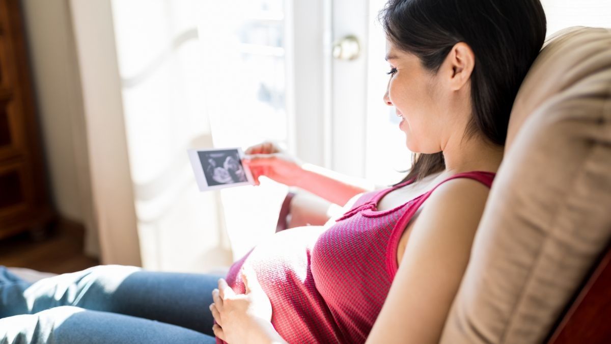 12 Ciri-Ciri Janin Sehat dalam Kandungan yang Penting Mama Perhatikan