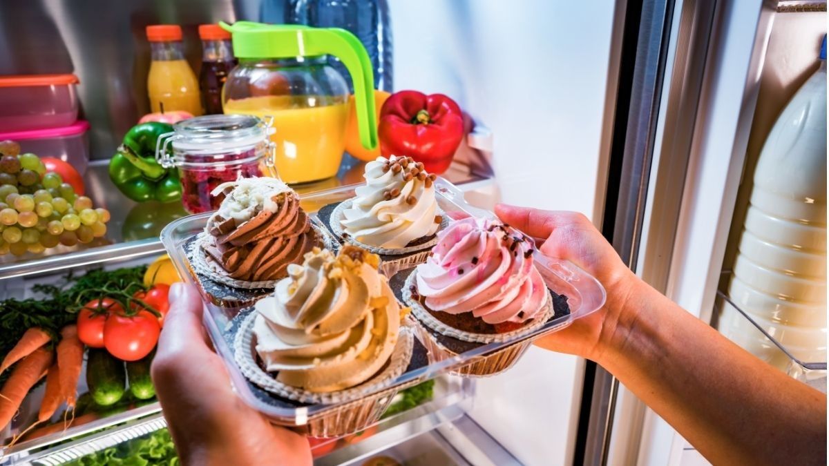Hindari Makanan Ini Agar Kulit Berseri