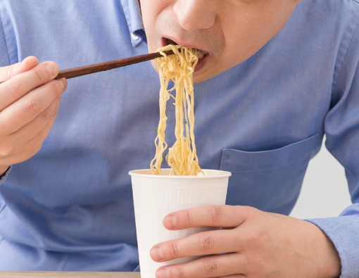 Hati-Hati, Konsumsi Mi Instan Bisa Memicu Hipertensi