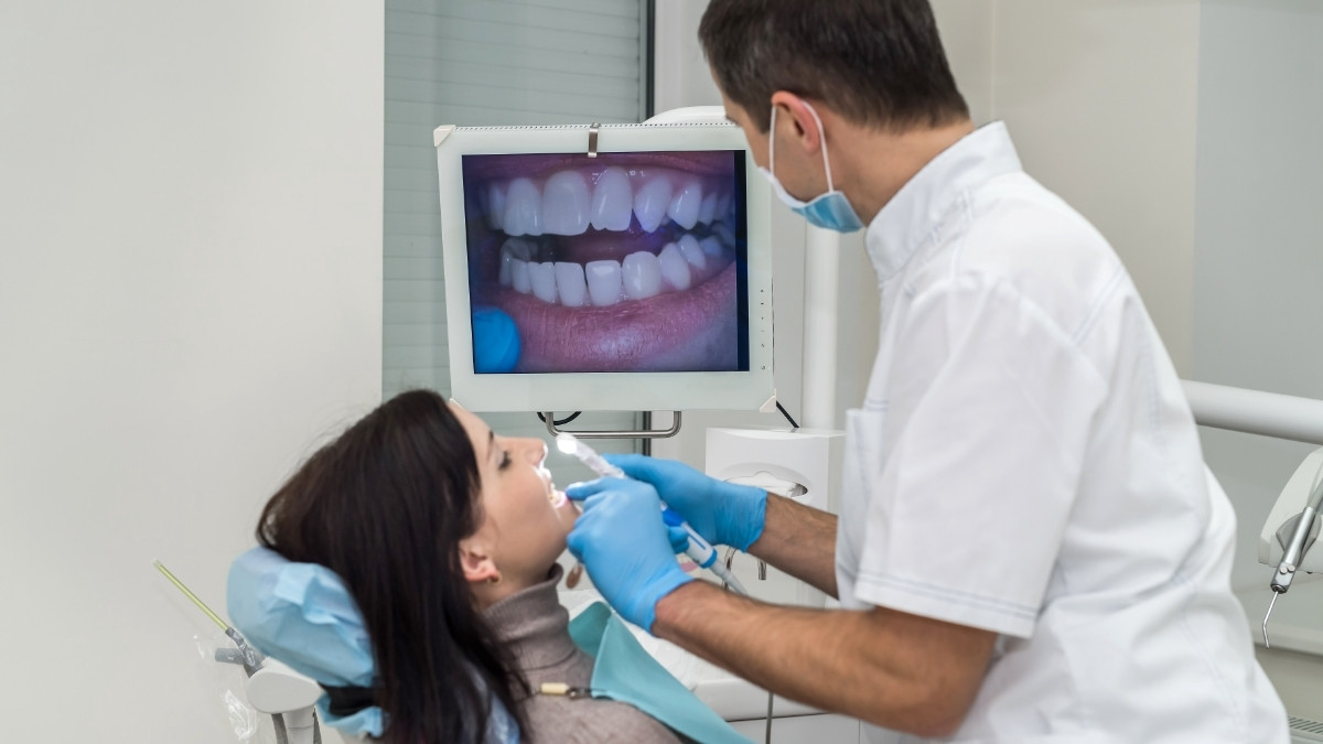 Apakah Ibu Menyusui Boleh Cabut Gigi