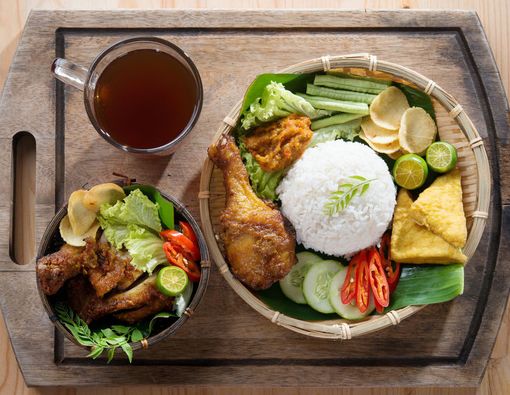 Kebiasaan Makan Orang Indonesia yang Tidak Baik untuk Kesehatan