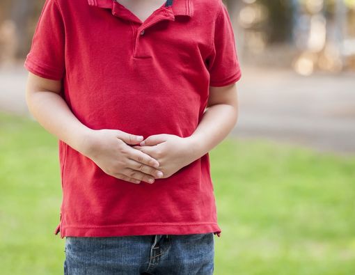 10 Penyebab Sakit Perut pada Anak, Tanda Penyakit?