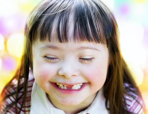 Tips Mudik Natal Jalur Darat dengan Anak Down Syndrome