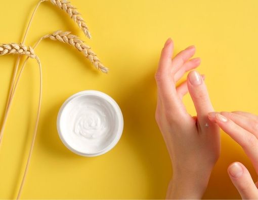 Benarkah Butuh Krim yang Berbeda untuk Wajah, Mata, dan Leher?