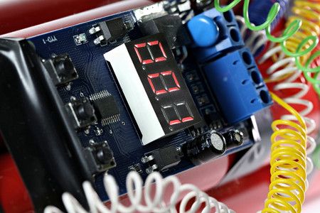 Tip Menyelamatkan Diri Saat Serangan Bom